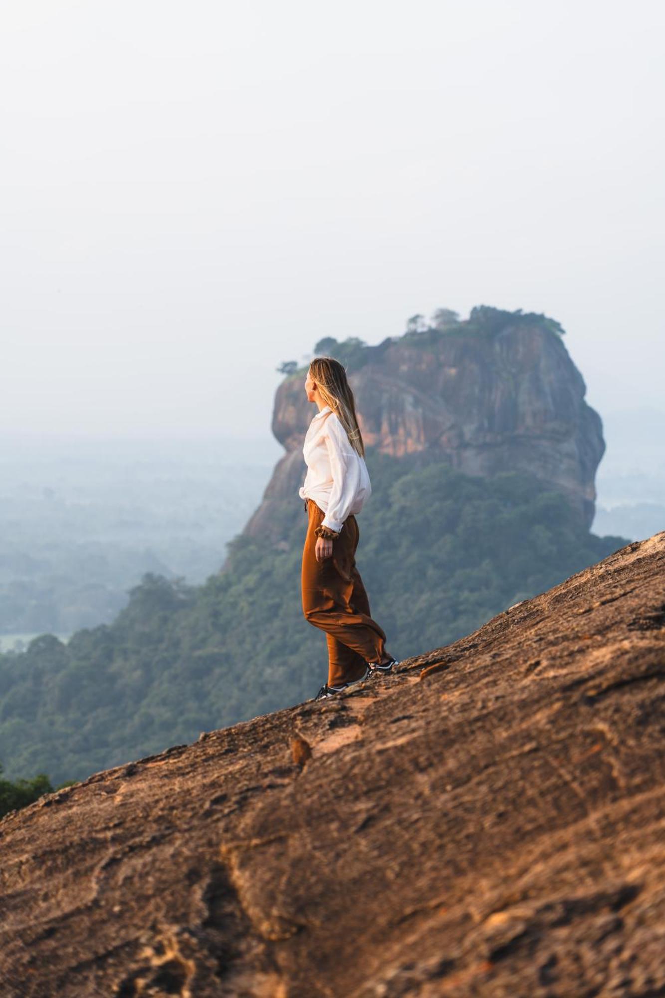 Sundaras Sigiriya Jungles Caves Resort Dambulla Exterior photo